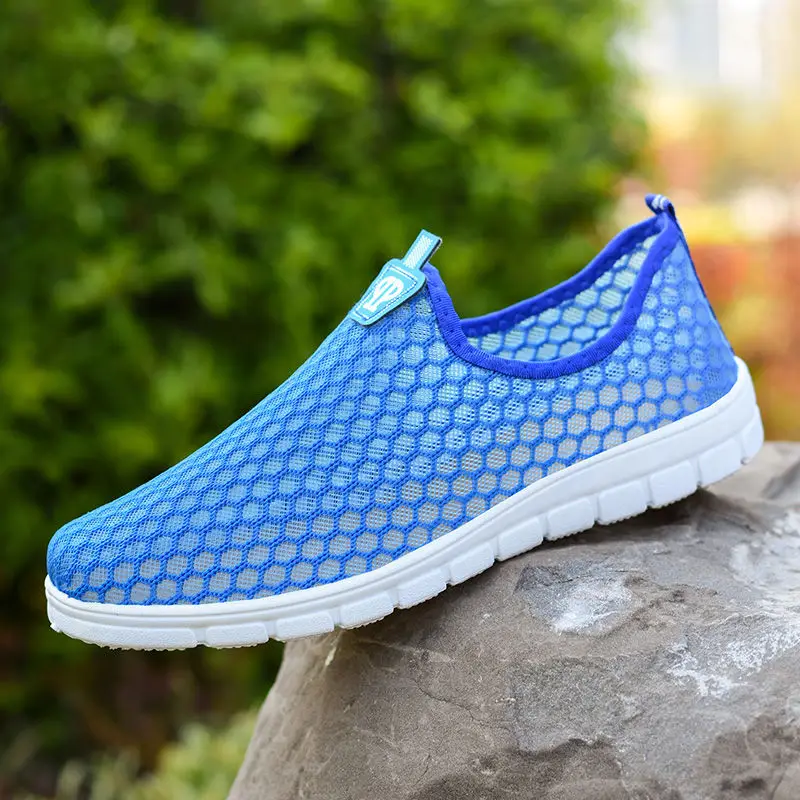 

Кроссовки мужские сетчатые на плоской резиновой подошве, дышащие легкие повседневные лоферы, летняя обувь