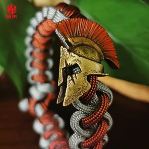 1 adet kırmızı kartlar spartan pirinç, retro pirinç bakır edc paracord hesapları kordon kolye bıçak hesapları şemsiye halat, kordon, kordon, kordon, kolye Pirinçten 6 büyük satış kütüğü-no. 4