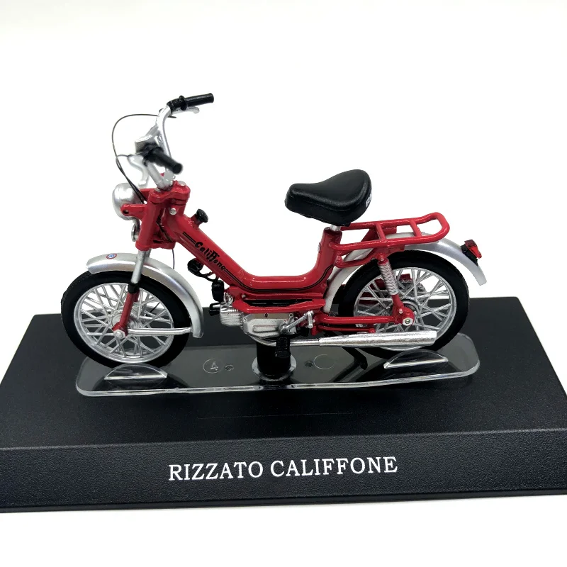 1:18 Italian Piaggio Malaguti Rizzato Garelli Motorcycle Model Retro Style alloy plastic car collection for gift