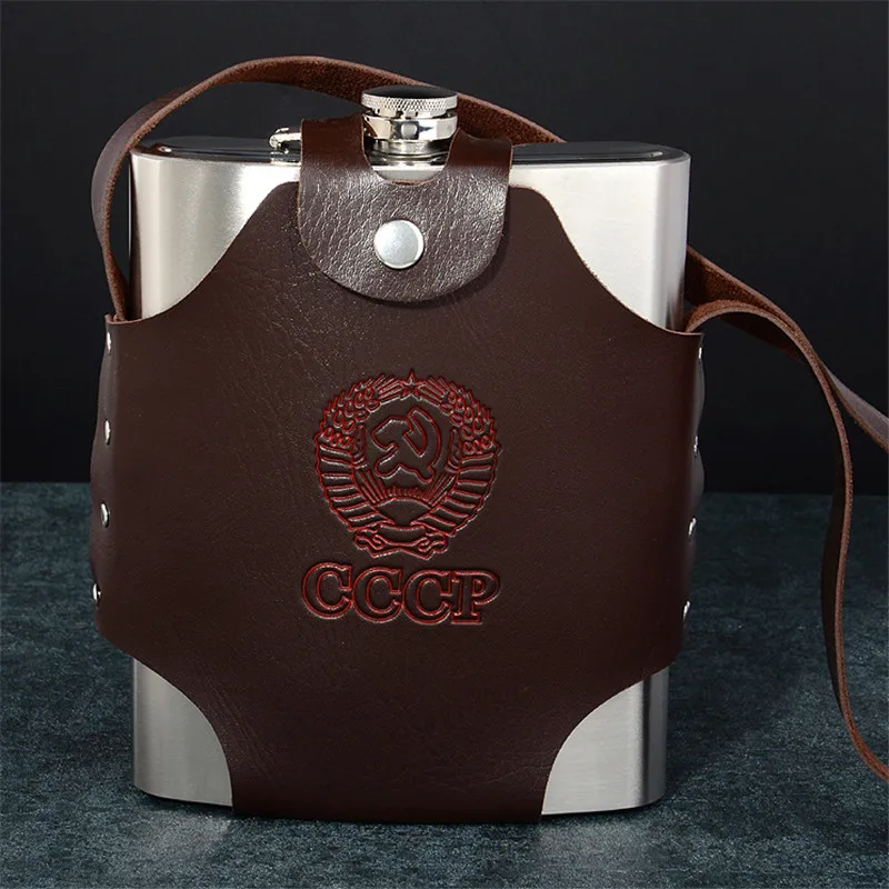 

18oz Whisky Wine Bottle Laser Cccp Portable Pu Bag With Strap Liquor Flagon 304 Stainless Steel Alcohol Hip Flask Kitchen Tools