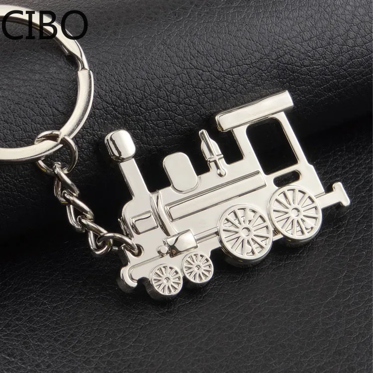 2019 New Steam Train Locomotive Design Metal Keychain Punk Rock Automotive Keyring Silver color Key Holder Wholesale