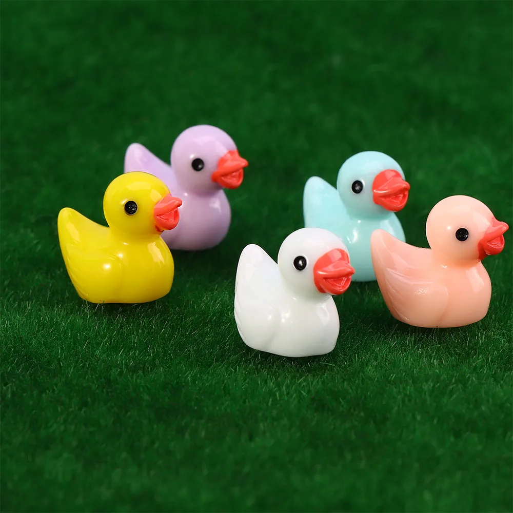 5Pcs Mini Colorful Duck Small Pasture Statue Figurine Micro Crafts Ornaments Duckling Pato Miniatures Dollhouse DIY Garden Decor