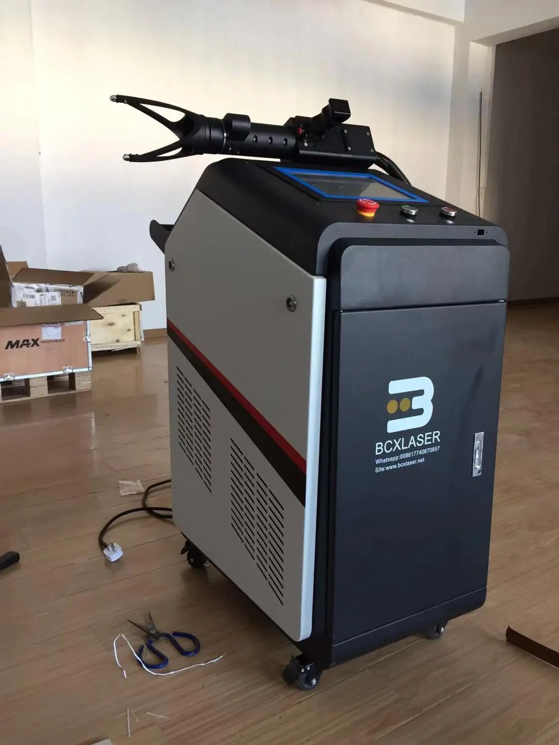 30W 50W 100W Sợi Laser Máy Vệ Sinh/Kim Loại Sơn Chống Gỉ Tháo Máy