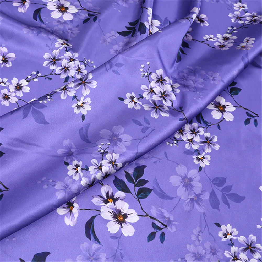 Tela satinada elástica de seda pura elegante y suave con estampado de flores violetas para mujer, encantador vestido Cheongsam, ropa interior