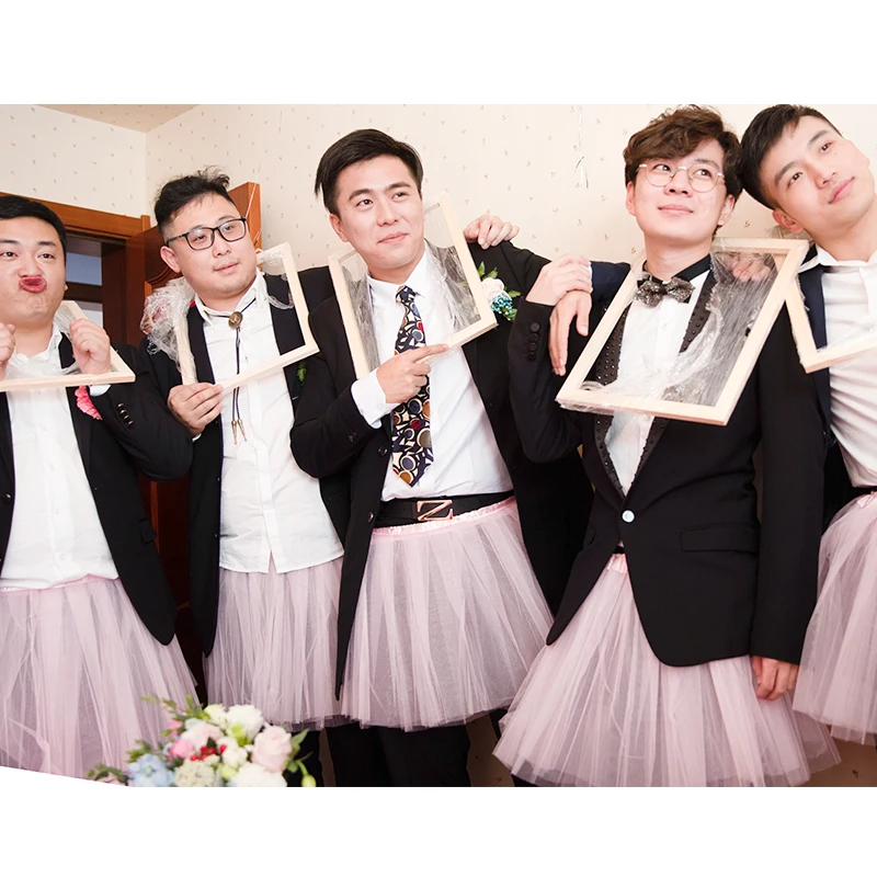 Wedding Party Games Bridegroom Best Mens Tricky Toy Funny Gag Unrecognition Break the Frame Greeting Supplies Atmosphere Props