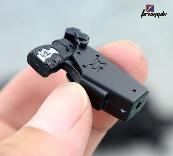 1/6 1:6 Scale United States SWAT Taser X26 Stun Gun Model Plastic Weapon Toy Fit for 12inch Action Figure Dolls Cannot Shooting