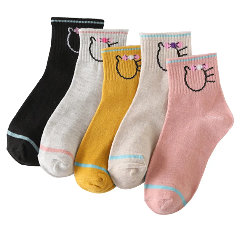 5 pairs Autumn and winter new cotton women's socks cartoon pattern in tube women's socks cute all-match long Women socks