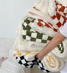 Retro Checkerboard Plaid Throw Blanket for Sofa Chair Nap Double Soft Warm Polar Fleece Blankets Plaid Plush Bedspread Cover
