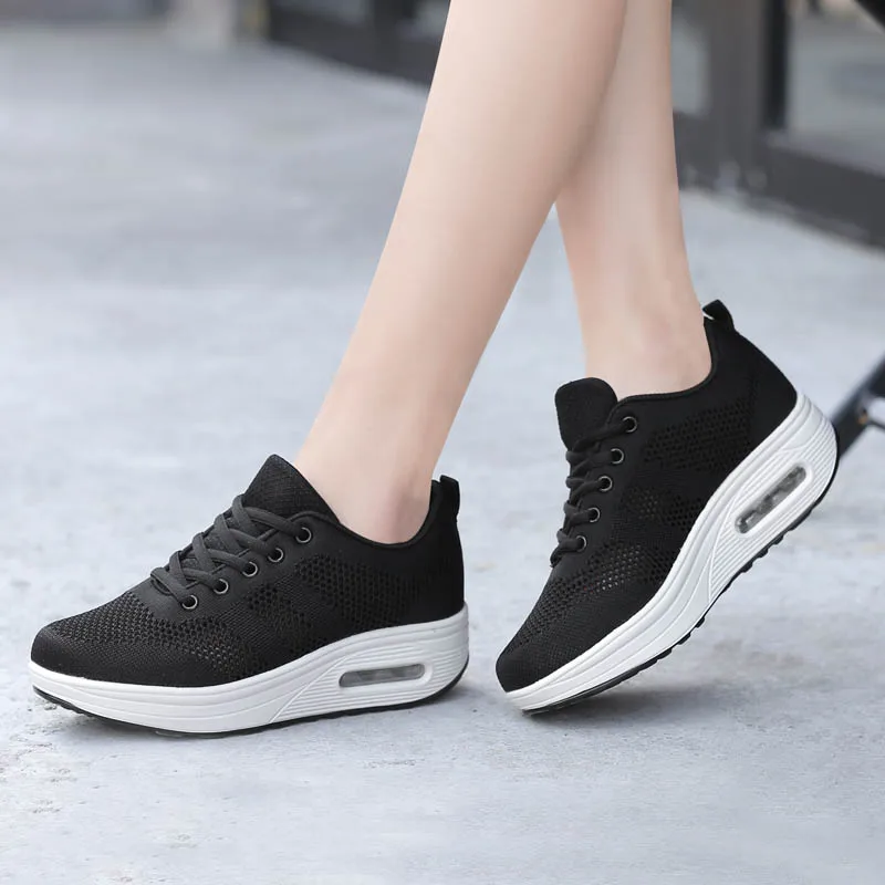 Tenis Feminino 브랜드 스니커즈 여성 테니스 신발 Chaussures Femme 야외 Zapatos 드 Mujer 스포츠 신발 트레이너 Tenis Blancos