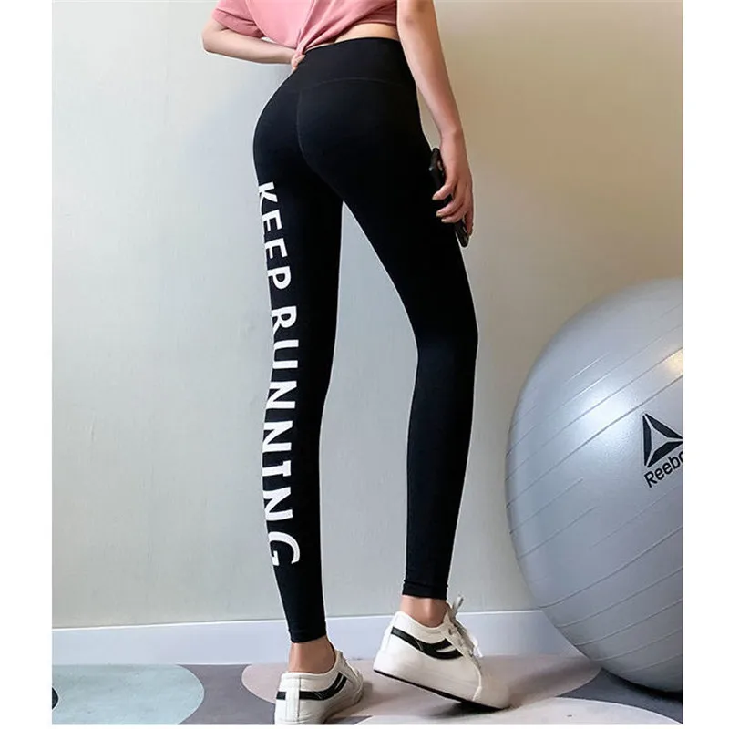 Leggings Fitness a vita alta pantaloni sportivi pantaloni da donna collant elasticizzati Fitness slim Running Leggings fianchi pesca ad asciugatura