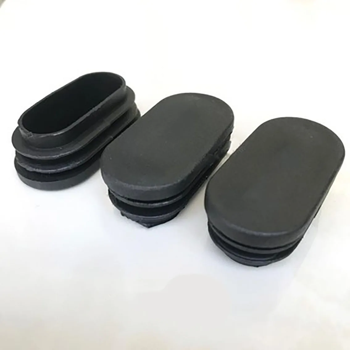 Tappo interno in plastica ovale nero 15 * 30mm-30 * 70mm Guarnizione di protezione Guarnizione antipolvere Tappi di copertura per bulloni per tubi per mobili