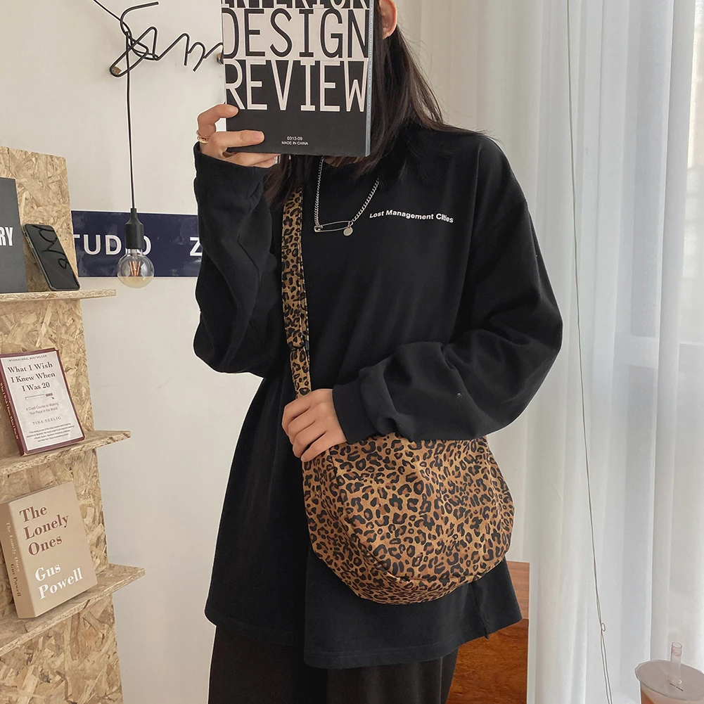 Fashion Leopard Print Crossbody Bags For Women 2020 Casual Canvas Shoulder Bags Female Half Moon Messenger Bag Hobos sac femme