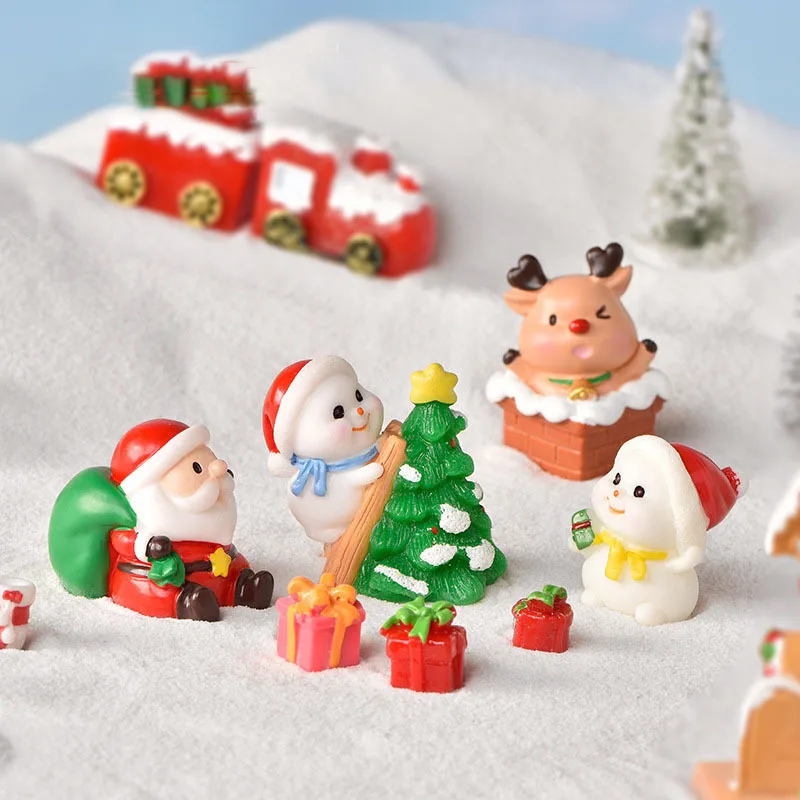 2022 New Christmas Carriage Snowman Santa Claus Ornaments Decorations Fairy Garden Decor Home Decoration Resin Miniature Craft