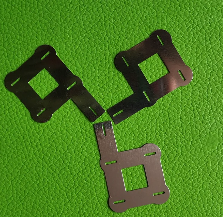 

100pcs 0.15mm 0.18mm 4P Nickel Plated Steel Strap Strip Sheets for 4P 18650 battery spot welding