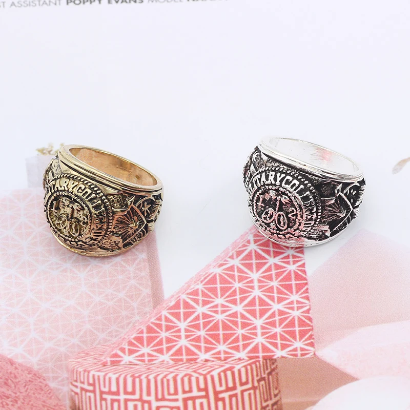 Best Selling Ring Men's Movie Jewelry Vintage Swirl Alloy 2 Color Engraved Flower Ring Ladies Bronze Ring Gift 2020