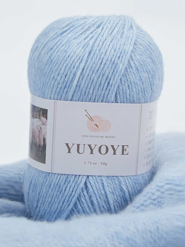 YUYOYE 100% Merino Wool Yarn for Knitting 4-Ply Luxury Warm Crochet Soft Hand-knitted Wool Yarn Ball Scarf Anti-Pilling Yarn 50g