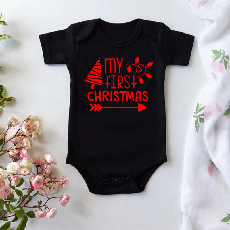 1Pc First Christmas As Mom Dad T-shirt Funny Family Matching Tshirt Mommy Daddy Baby Short Sleeve Black T Shirt Clothes