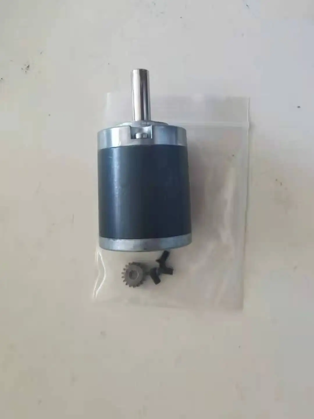 28mm High Precision High Torque Planetary Gear Reduction GearBox speed ratio 3-461 for CM28-385