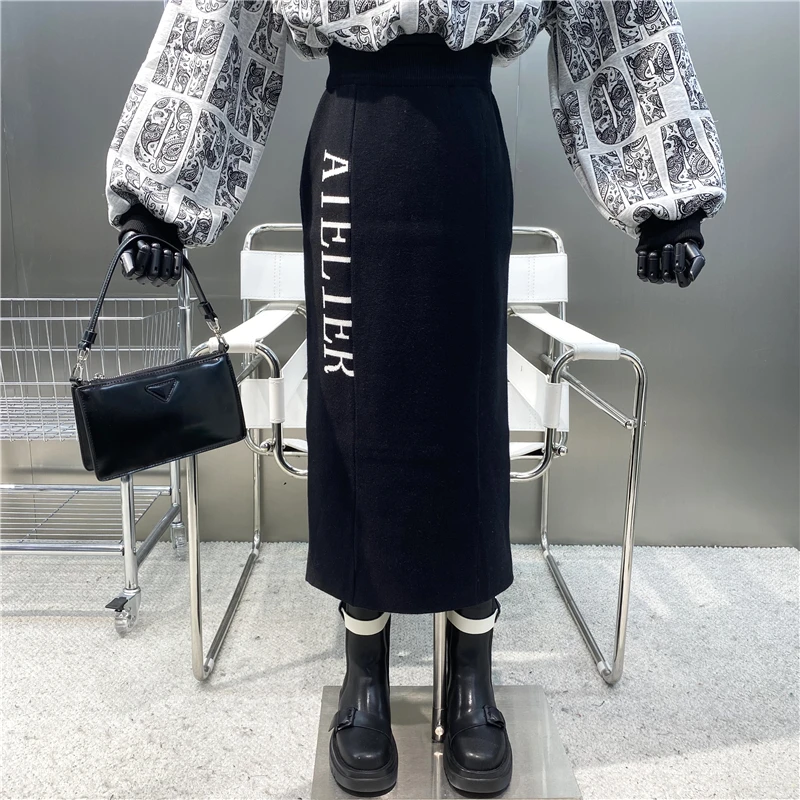 

New Brand Original Design 2021 Exotic And Versatile High Waisted Letter Printed Split Knit Skirt Slim And Elastic Straight Skirt