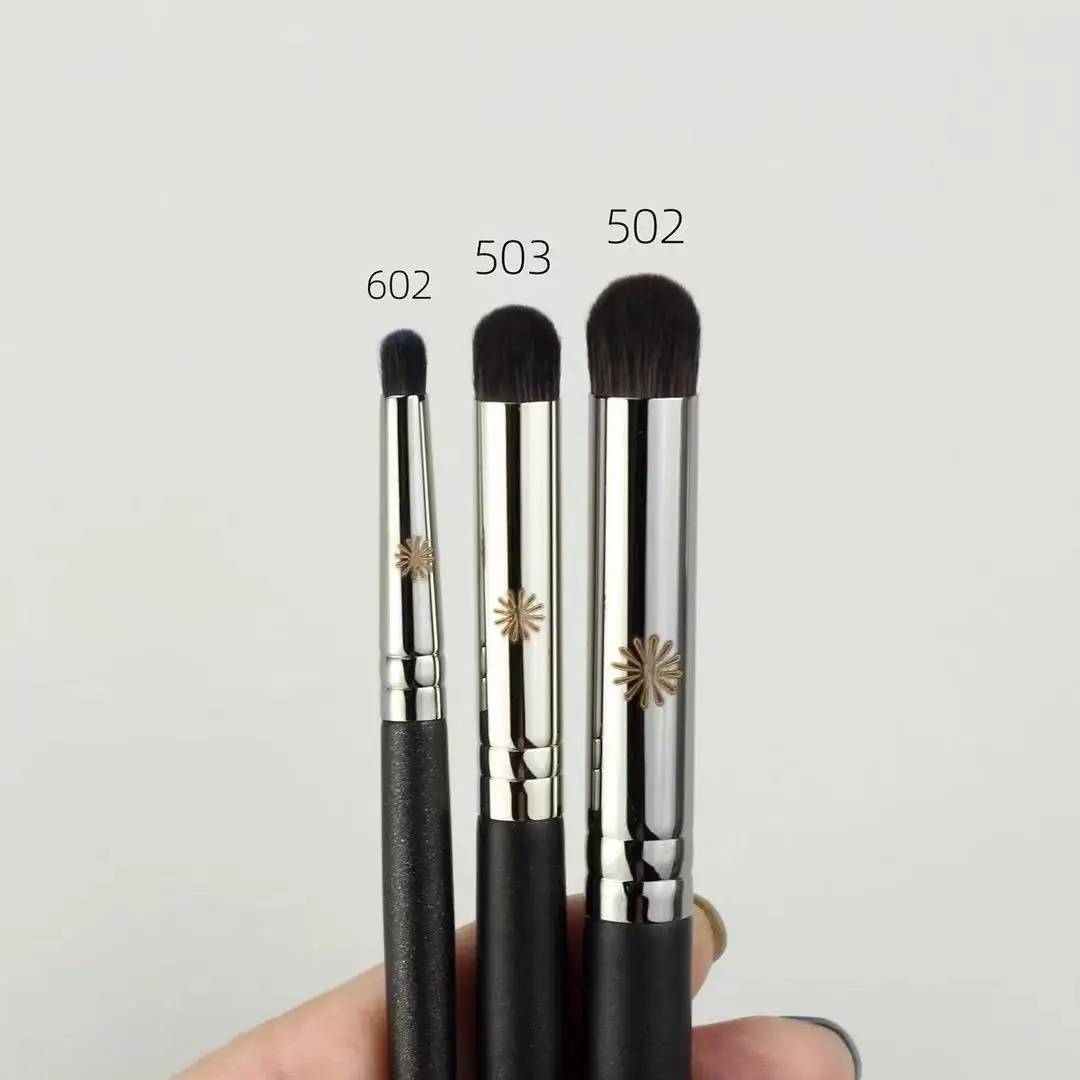 1pc Round head Eyeshadow Makeup brushes Eye Domed blending Make up brush concealer Small middle big beauty tools 502 503 602