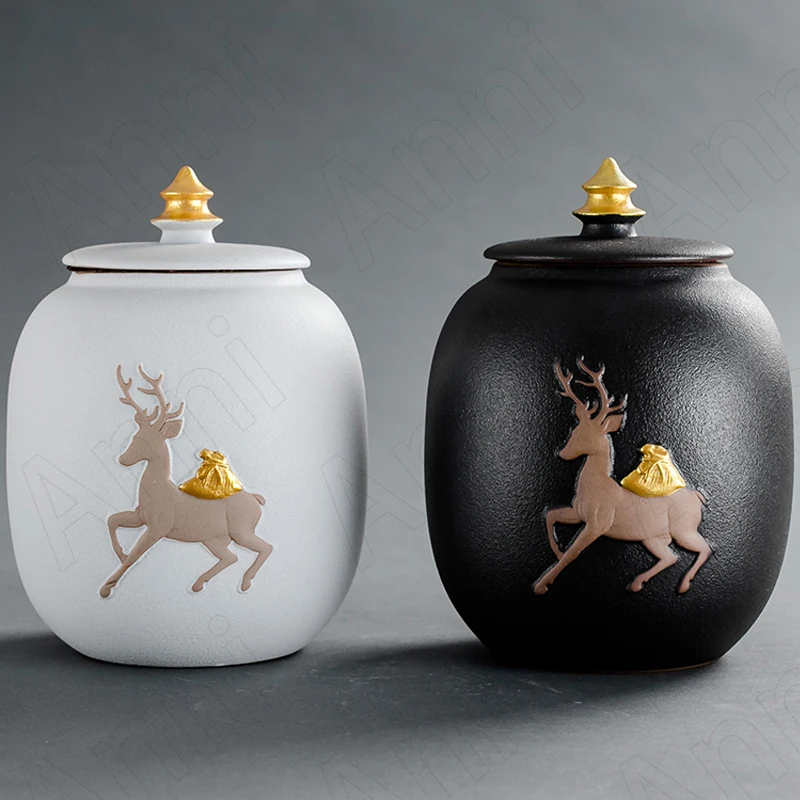 

Creativity Golden Deer Tea Storage Japanese Vintage Purple Clay Sealed Moisture-proof Tea Leaves Canister Set Home Decoration