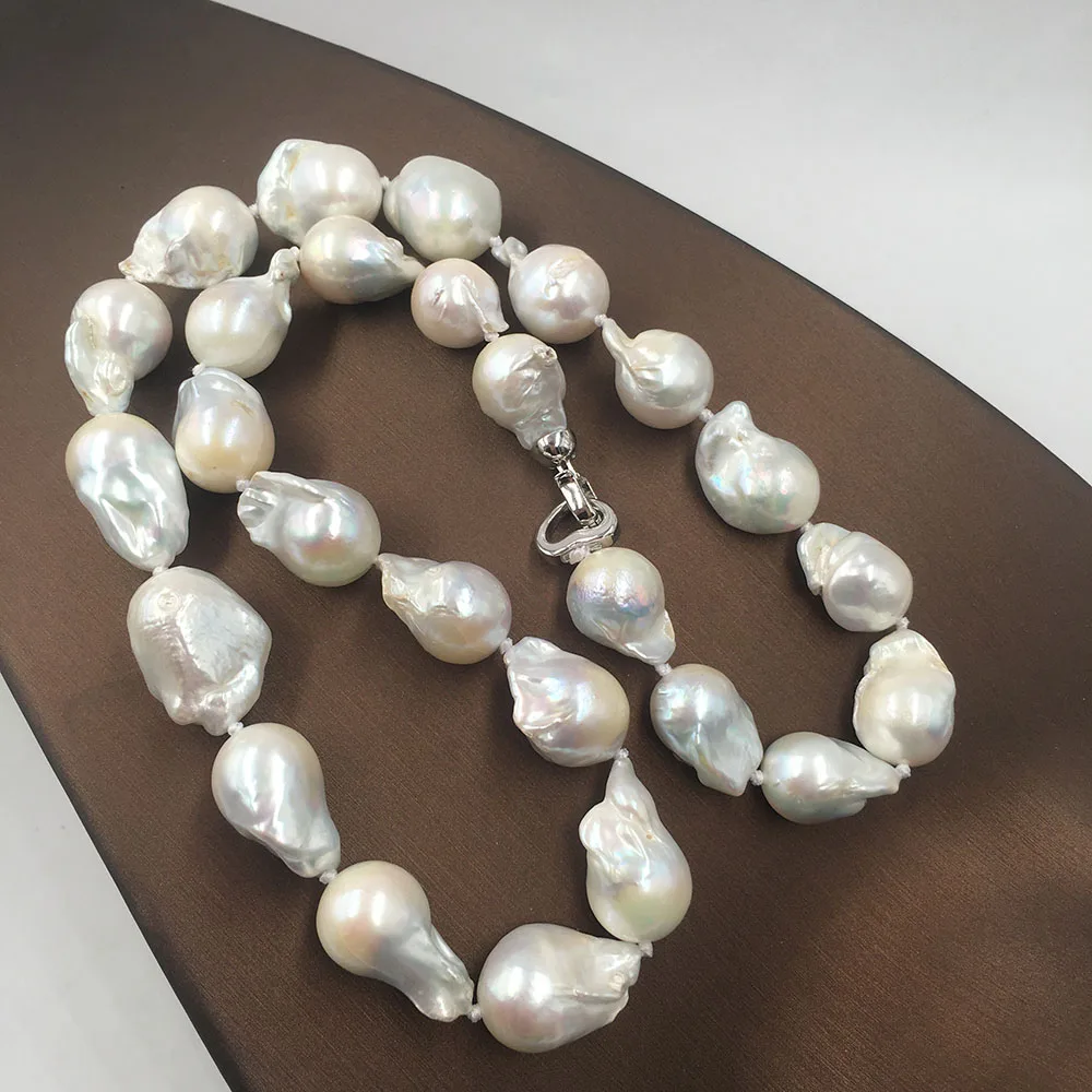 100% NATURE FRESHWATER Baroque PEARL NECKLACE in nature color, big baroque pearl .A + grade pearl good luster have flaw