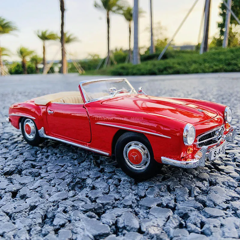 Maisto 1:18 Mercedes-Benz 1955 190SL Alloy Retro Car Model Classic Car Model Car Decoration Collection gift Die casting model