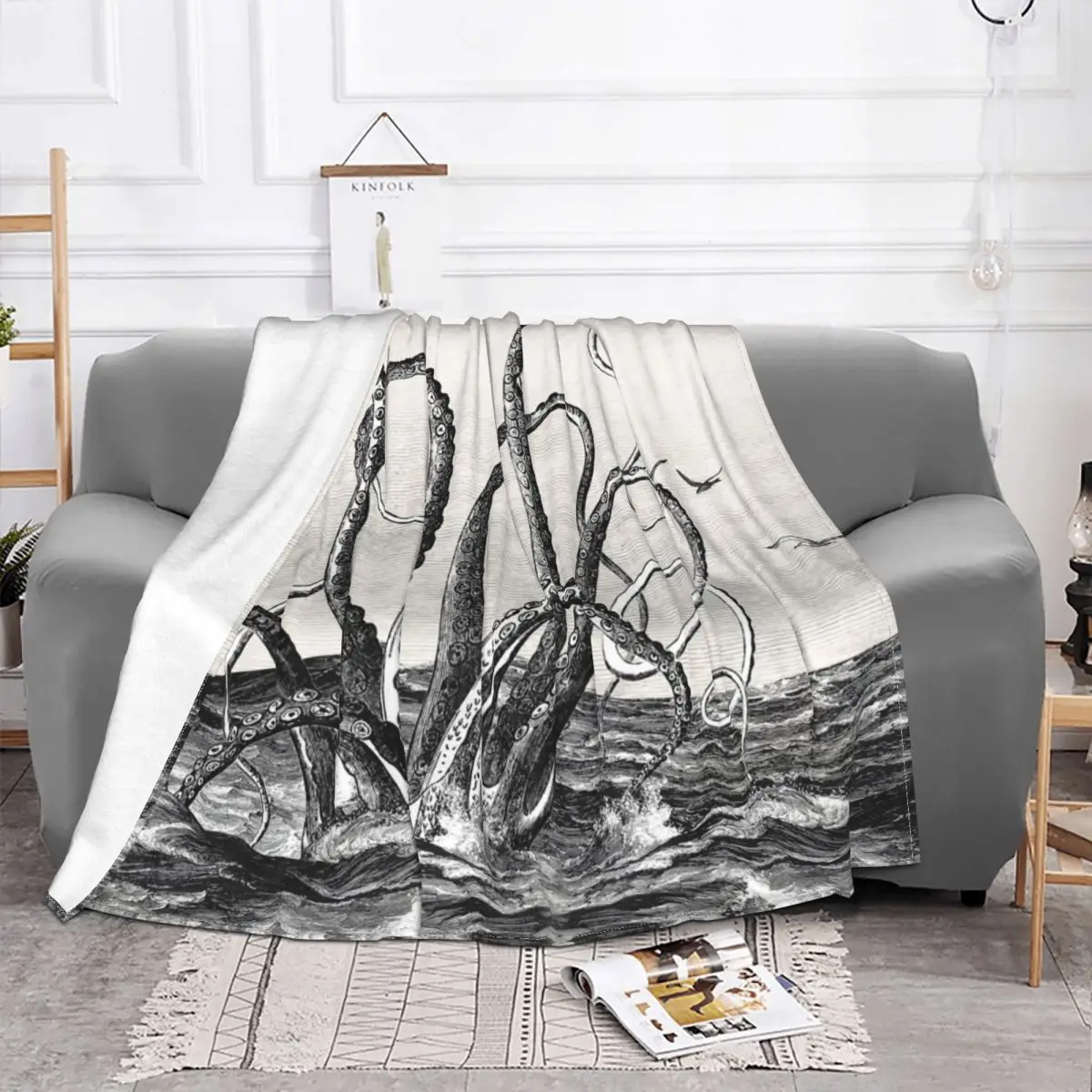 Cthulhu Octopus Old Newspaper Blanket Flannel the Rise of Great Cthulhu Soft Throw Blankets for Outdoor Travel Bedroom Quilt