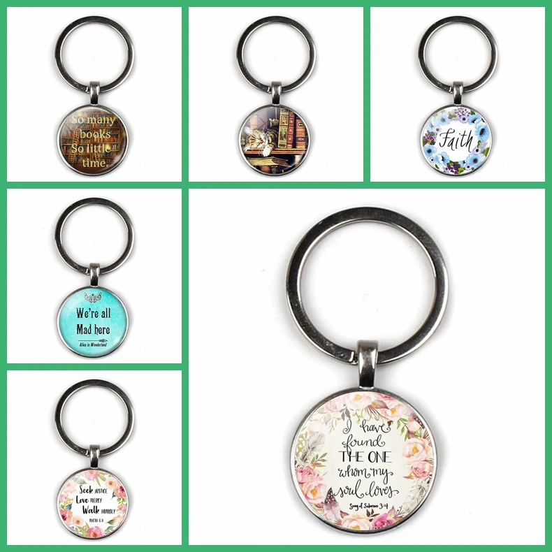 New Vintage Many Books So Small Time Silver Plated Keychain Books Offer Bible Glass Key Chain Key Ring Mans Woman Gift Souvenir