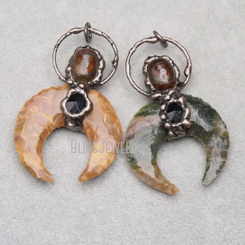 

Double Horn Jasper Pendant Onyx DZI Agates Accent Rustic Copper Fancy Hopp Bail Crescent PM36848