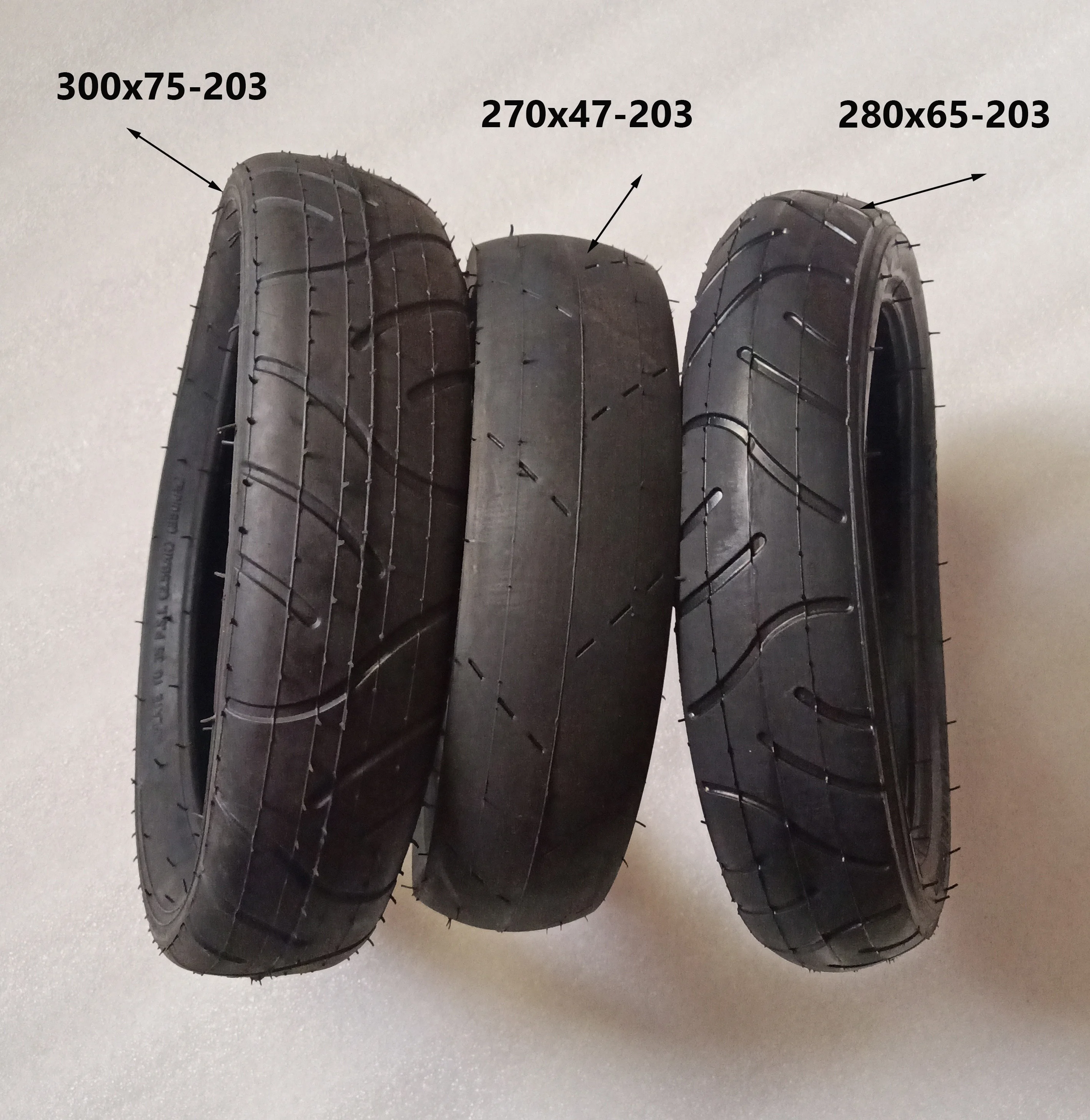 

Size 270x47-203 Tyre 280x65-203 300x75-203 Inner and Outer Fits for Children's Tricycle Baby Trolley Pneumatic Tire