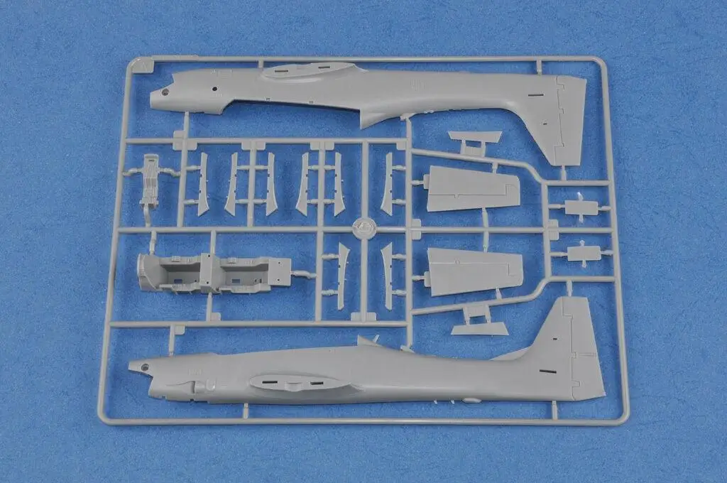 Hobby Boss 81727 1/48 Brazilian EMB-314 Super Tucano hobbyboss trumpeter Model Kit