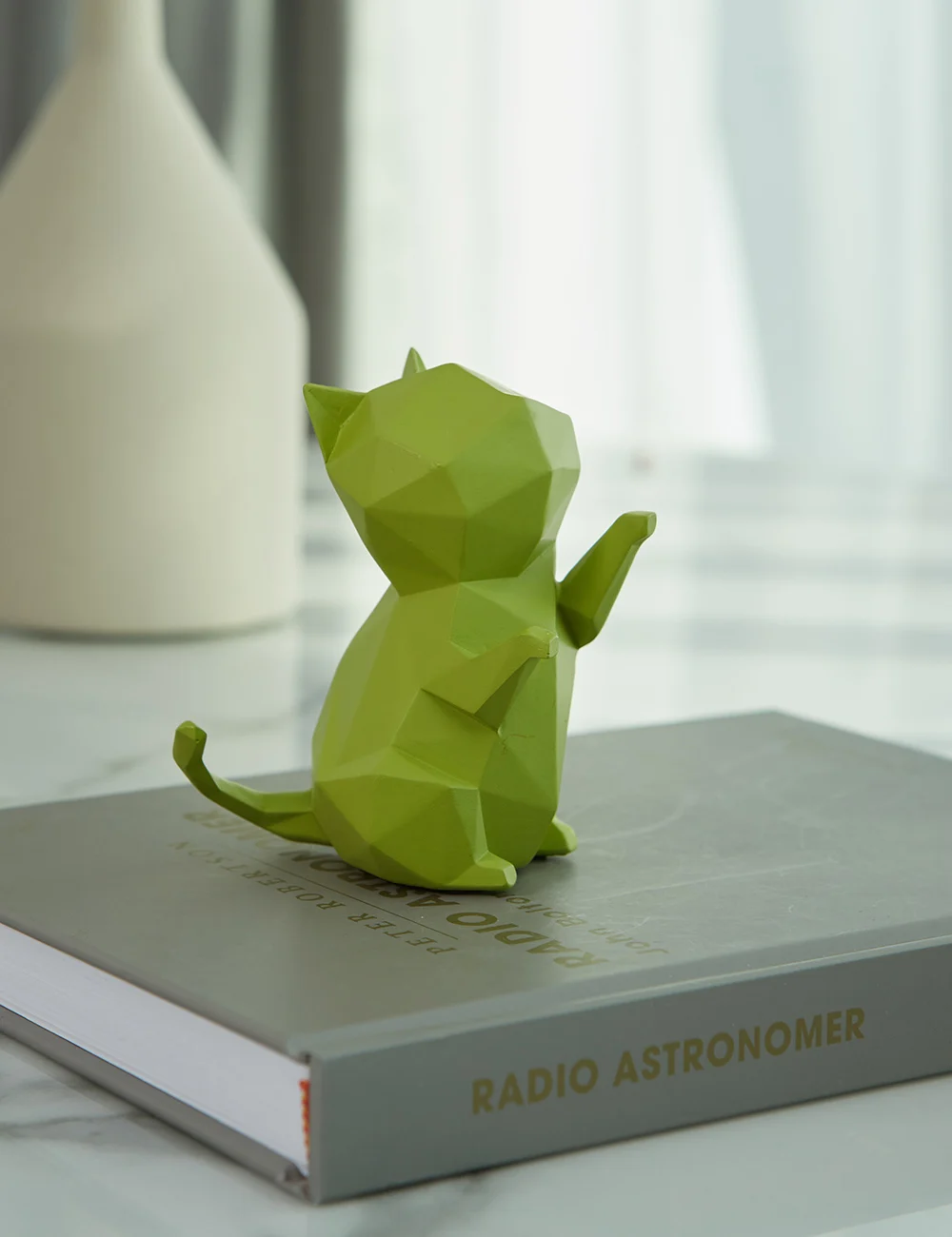 

Modern Mini Resin Decoration Crafts, Cartoon Kitten, Animal Ornaments, Figurines and Miniatures, Home Decoration Accessories