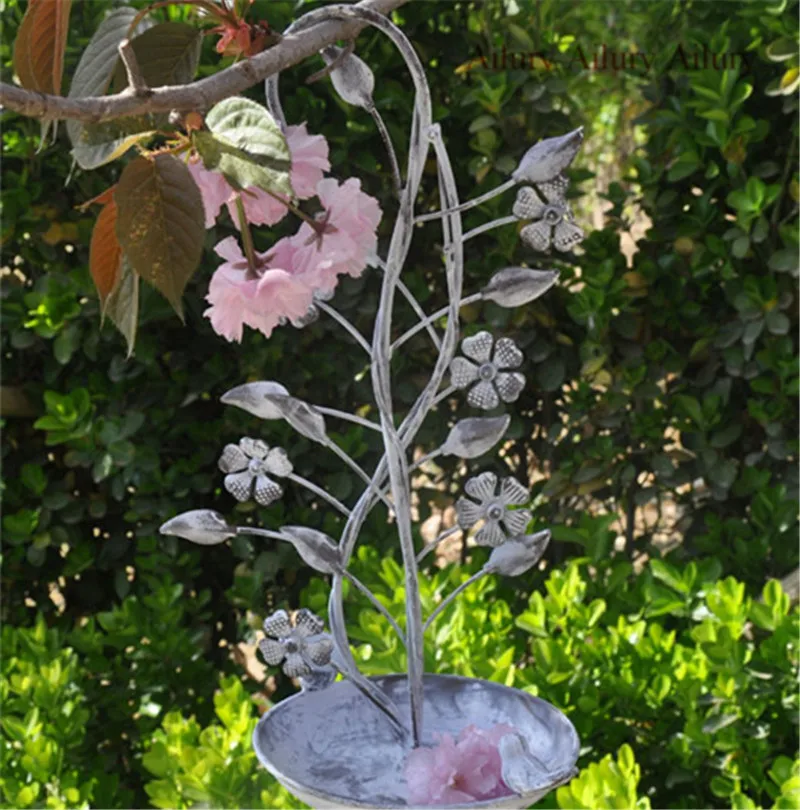 

Wrought Iron White Retro Distressed Bird Feeder,Water Feeder,Hanging Pendant,Ornaments,Garden Decoration
