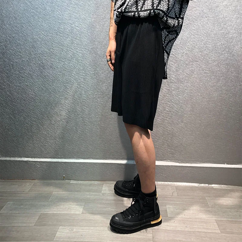 Men's Summer Korean Fashion Loose Casual Shorts Pure Black Slim Match Wide Leg Five-Minute Pants