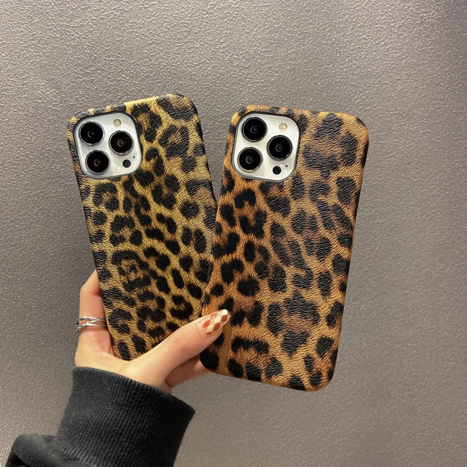 Fashion Leopard Pattern Case For iPhone 15 14 12 11 Pro Max XS XR X 13 Mini 7 8 Plus SE2020 Matte Texture Shockproof Back Cover