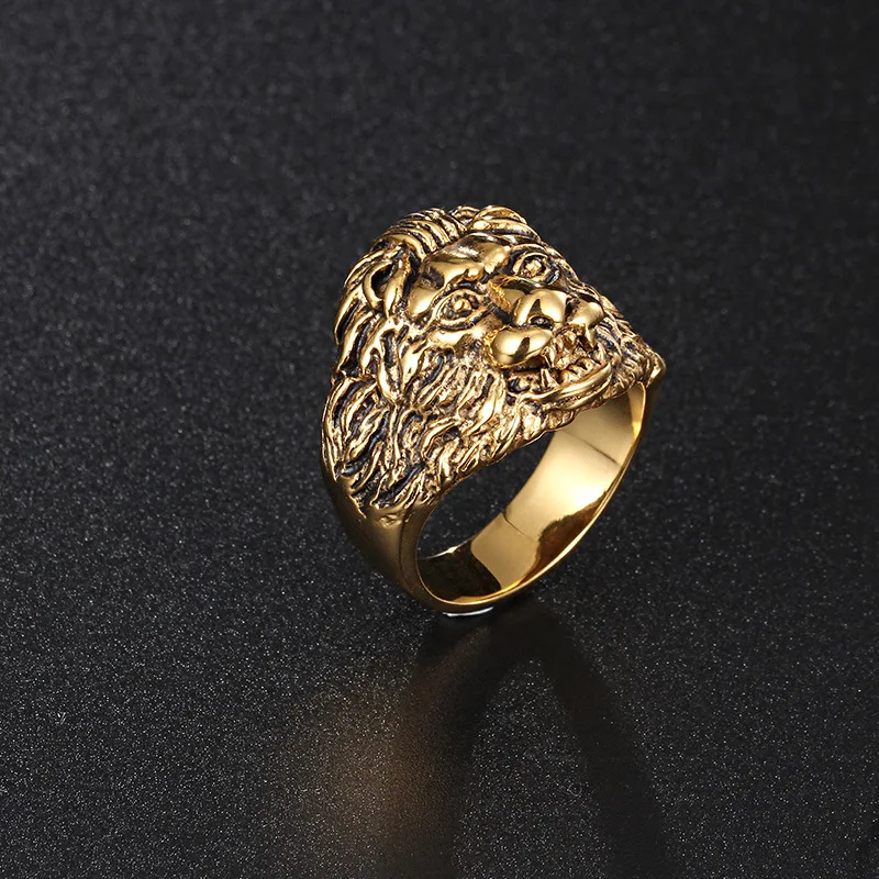 Domineering lion head ring king of the style of steel casting stone lion ring