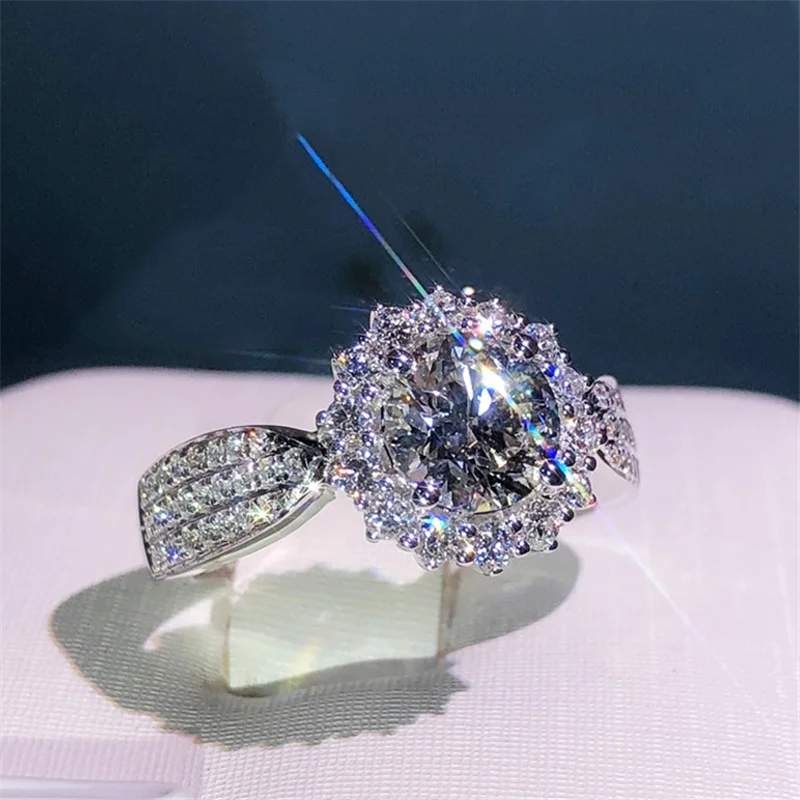 Hot Sale Sparkling Silver Color Round Crystal Rhinestone Zircon Ring with Clear AAA CZ Wedding Engagement Bridal Fashion Jewelry