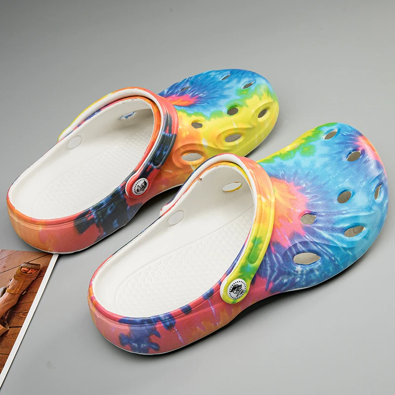 Summer Women Garden Clogs Comfortable Camouflage EVA Injection Shoes Casual  Breathable Sandal Man Beach Slippers Water Shoes