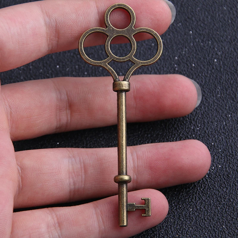 3pieces/lot  28*75mm Antique bronze Alloy Lovely Hollow Key Pendant Charms Fit Jewelry Making Charms