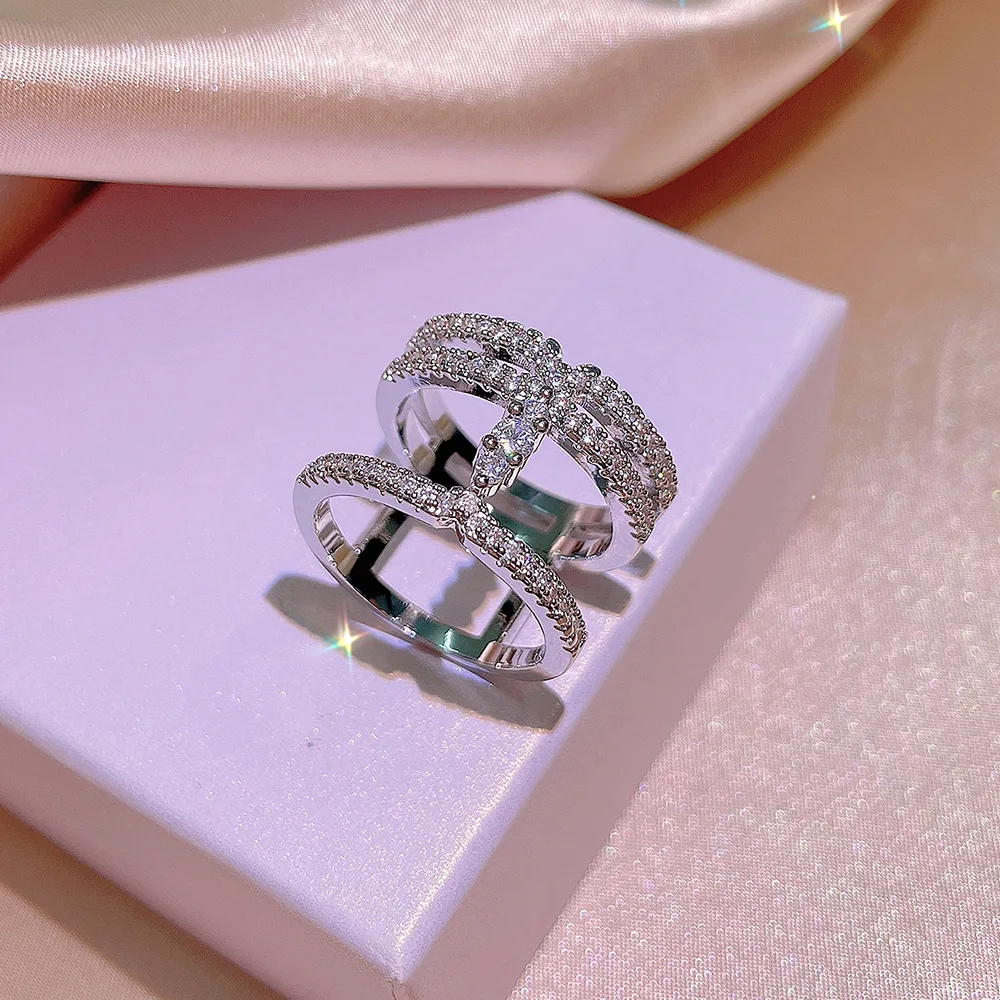925 Sterling Silver Kreatywny geometryczny pierścionek z białą cyrkonią w kształcie litery I dla pań Biżuteria na walentynki Miecz Kupidyna Prezent