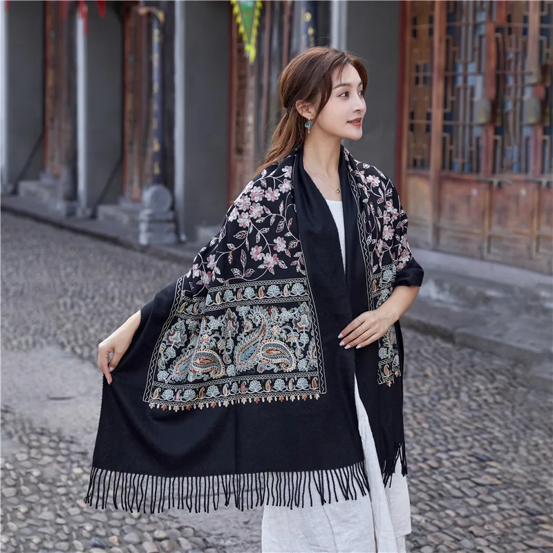 2021 Winter Scarf Women Embroidered Scarf Pashmina Cashmere Warm Tassels Scarves Vintage Shawl Fashion Travel Shawl