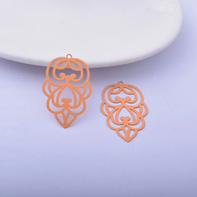30 Stück AC12445 30*20mm Messing Bemalte Blumen-Ausstanzanhänger DIY Schmuck Ohrring-Zubehör – Detail 6