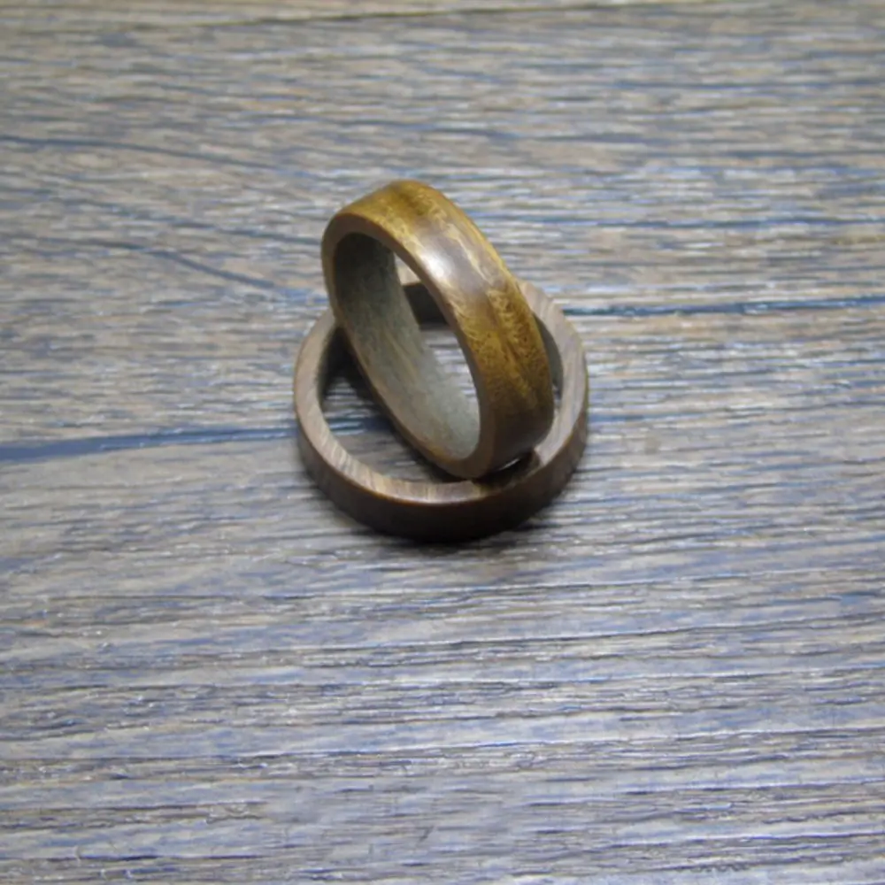 Hadiah Vintage untuk Wanita Pria Cincin Kayu Alami Retro Cincin Jari Kayu Ebony Cincin Kayu Cendana Kayu Ebony Cendana Darah