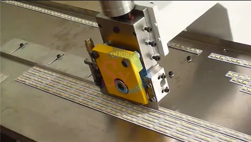 Hiệu Quả Cao Đa Năng Thương Mại Dây Đèn Led V-Cắt PCB Cắt Depanelizer/Nhôm Pcb Đi Bộ Bảng Điều Khiển Loại Máy Cắt