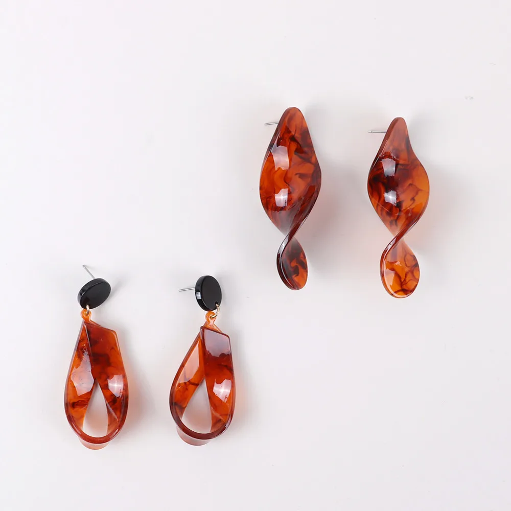 FishSheep Vintage Geometric Acrylic Long Drop Earrings Tortoiseshell Irregular Leopard Color Dangle Earring Women Party Jewelry