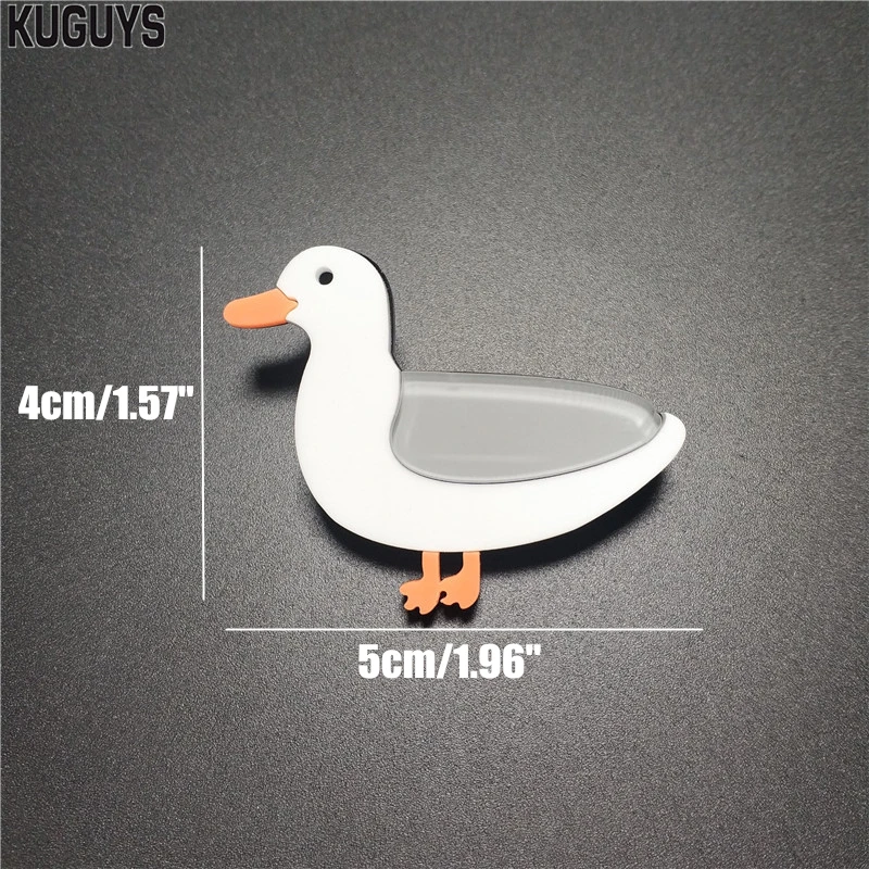 Cute Animal Duck Brooch for Women Lovely Girl Acrylic Jewelry Collar Badges Bag Pins Trendy Accessories