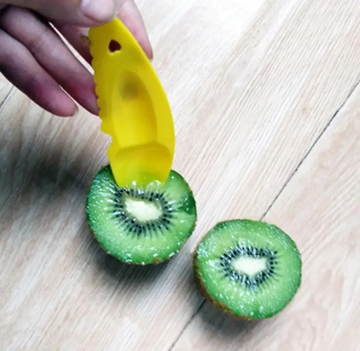 2 in 1 Kiwi Spoon Plastic Candy Color Kiwi Dig Spoon Scoop Fruit Knife Slicer Peeler Cutter With Hole SN3954