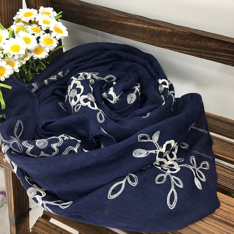 Molti colori ricamo etnico donna inverno Foulard fiore elegante sciarpa lunga Bandana scialle Hijab musulmano viaggio