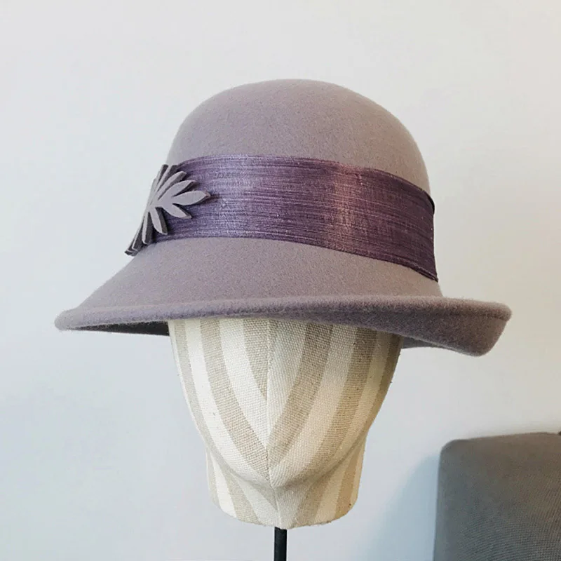 Elegant Ladies Winter Hats Round Fedora Hat For Women Upturn Brim Ribbon Leaf Retro Wool Hat Cloche Church Wedding Bowler Hat